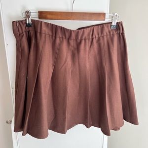 women’s brown skirt